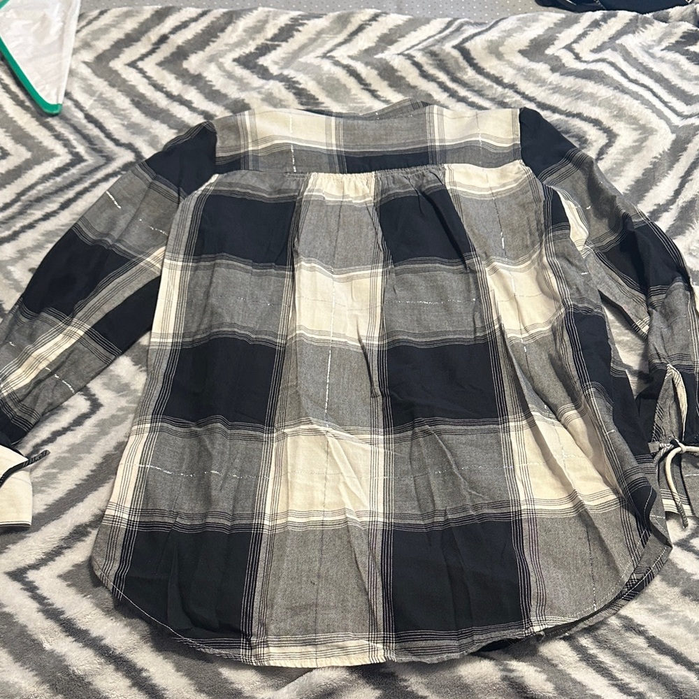 LOFT Plaid Tunic Top - Black, Gray & Cream - Picture 4 of 4
